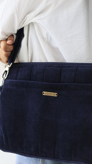 ekatrahandmade-corduroy-laptop-bag