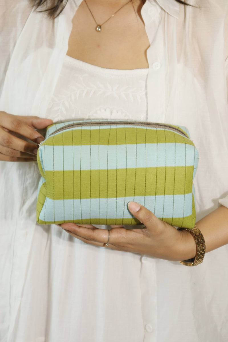 ekatrahandmade-puffy-pouch