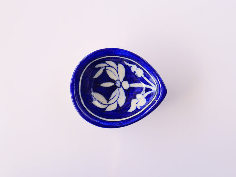 ekatrahandmade-blue-pottery-diya