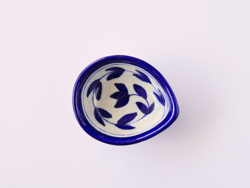 ekatrahandmade-blue-pottery-diya