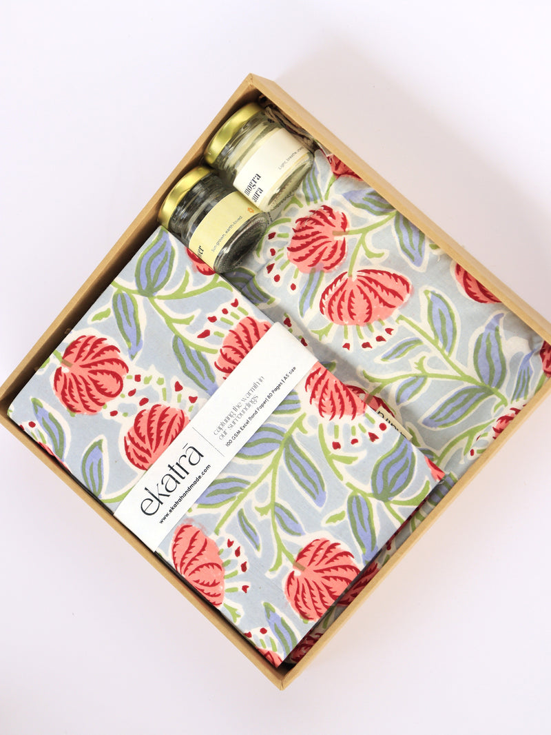 ekatrahandmade-the-little-comfort-box