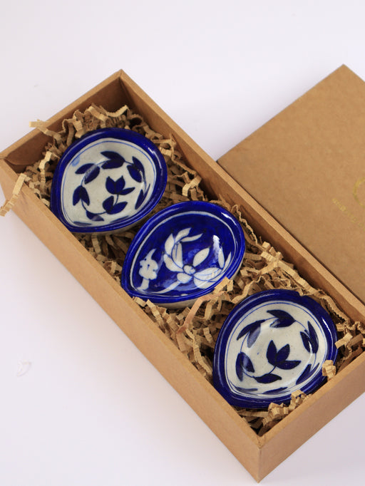 ekatrahandmade-artisanal-blue-pottery-diya-set