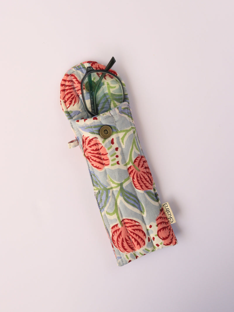 ekatrahandmade-glass-case