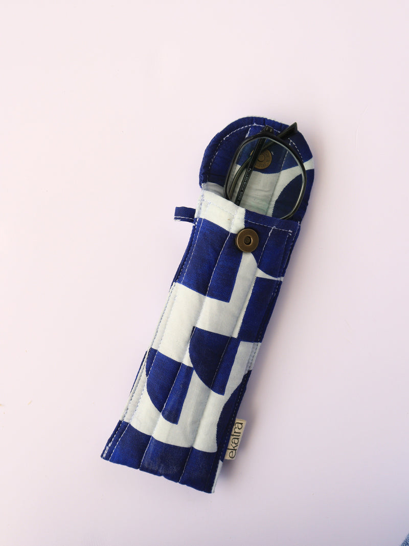 ekatrahandmade-glass-case