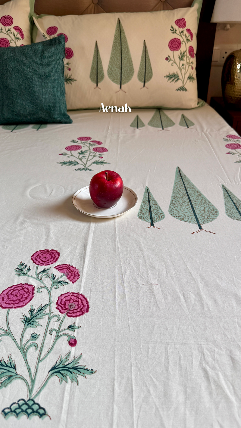 aenak-magenta-floral-garden-handblock-printed-premium-cotton-bedsheet-set-ivory-base