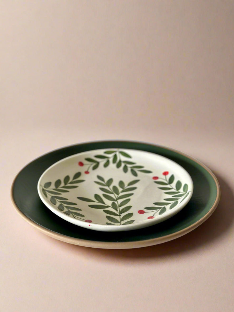 Nurture India Olive Leaf Snack Plate Combo