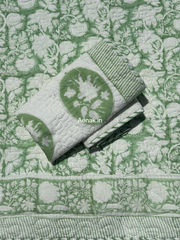 aenak-green-garden-handblock-bedsheet-quilted-bedcover-combo-set