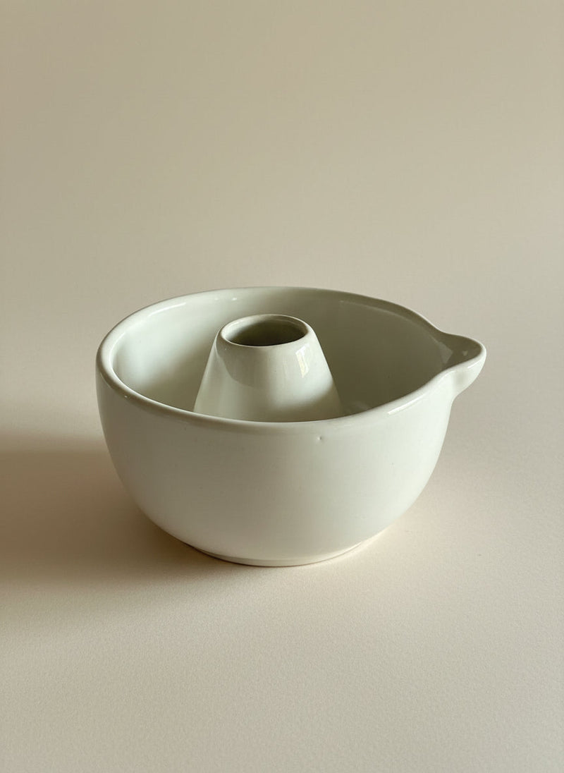 Nurture India Pastel White Matcha Bowl Whisk Holder