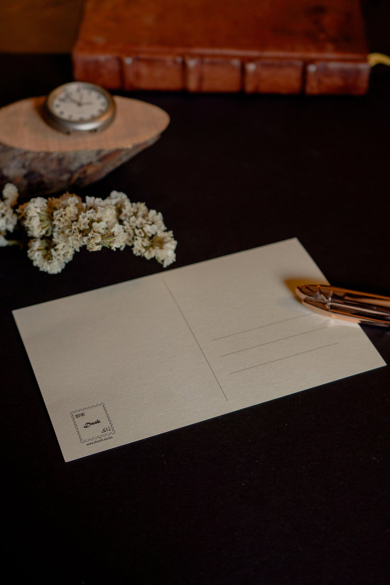 daak-vaak-postcard-box