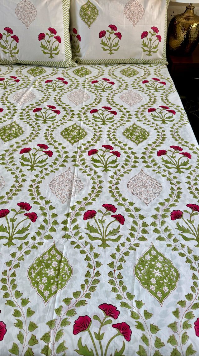 aenak-red-poppy-jaal-handblock-premium-cotton-fitted-bedsheet-set