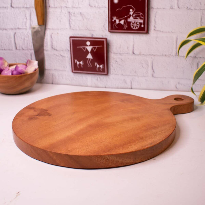 Round Neem Wood Chopping Board – Kitchen Utensil
