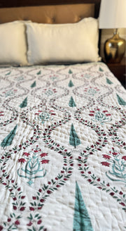aenak-teal-green-cypress-jaal-handblock-bedsheet-quilt-combo-set