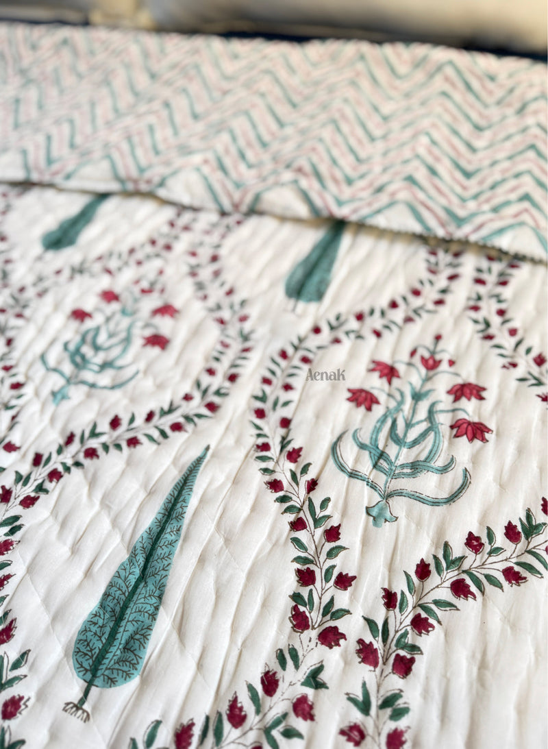 aenak-handblock-printed-king-size-reversible-mulmul-cotton-quilt-4