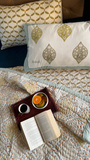 aenak-green-jaal-handblock-bedsheet-quilt-combo-set