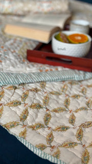 aenak-green-jaal-handblock-bedsheet-quilt-combo-set