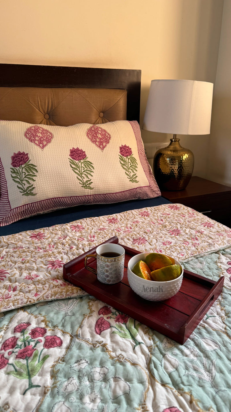 aenak-handblock-printed-king-size-reversible-mulmul-cotton-quilt-1