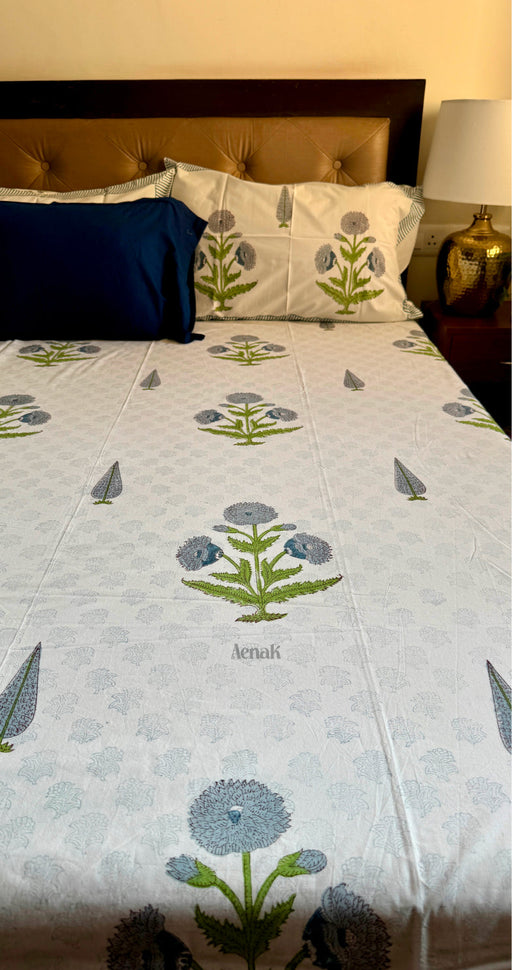 aenak-blue-dahlia-handblock-bedsheet-dohar-combo-set