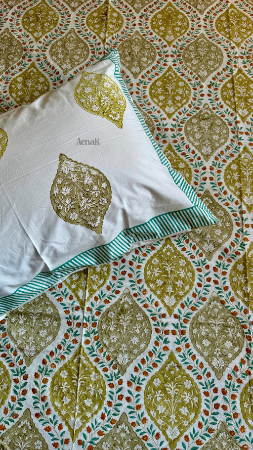 aenak-green-jaal-handblock-bedsheet-dohar-combo-set