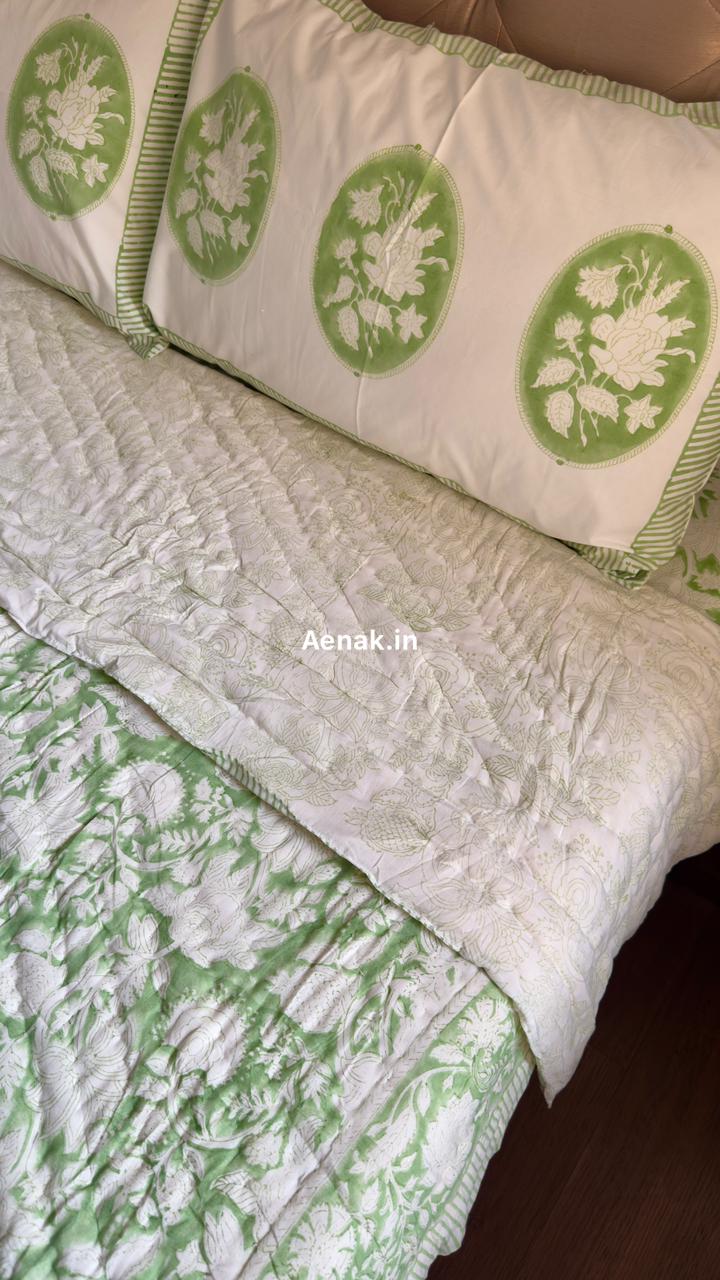 aenak-green-garden-handblock-bedsheet-quilt-combo-set