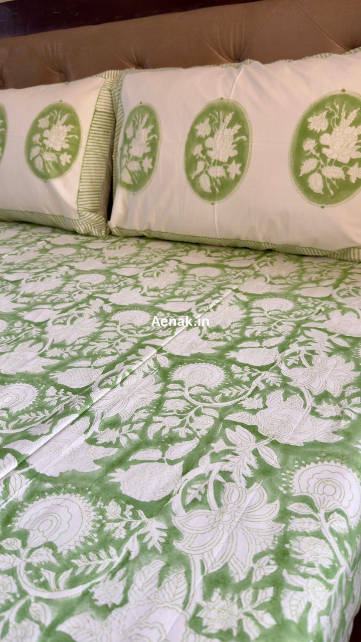 aenak-green-garden-handblock-bedsheet-quilt-combo-set
