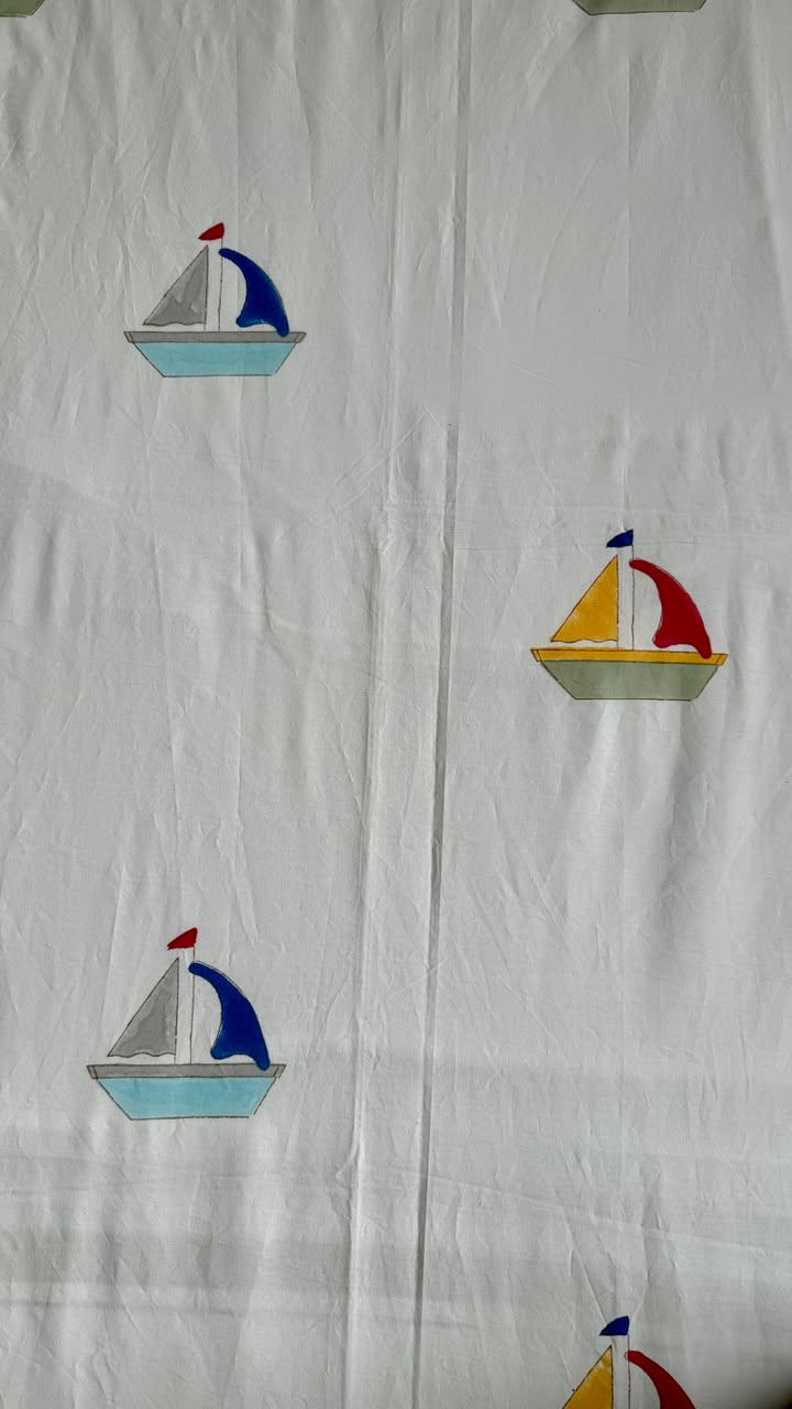 aenak-the-little-skipper-handblock-premium-cotton-bedsheet-set