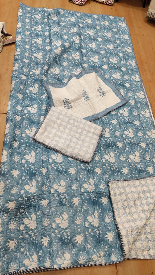 aenak-blue-floral-garden-handblock-printed-reversible-quilted-cotton-bedcover-set-105x108