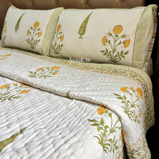 aenak-yellow-dahlia-handblock-bedsheet-quilt-combo-set
