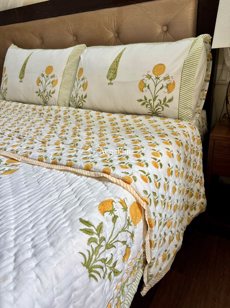 aenak-yellow-dahlia-handblock-bedsheet-quilt-combo-set
