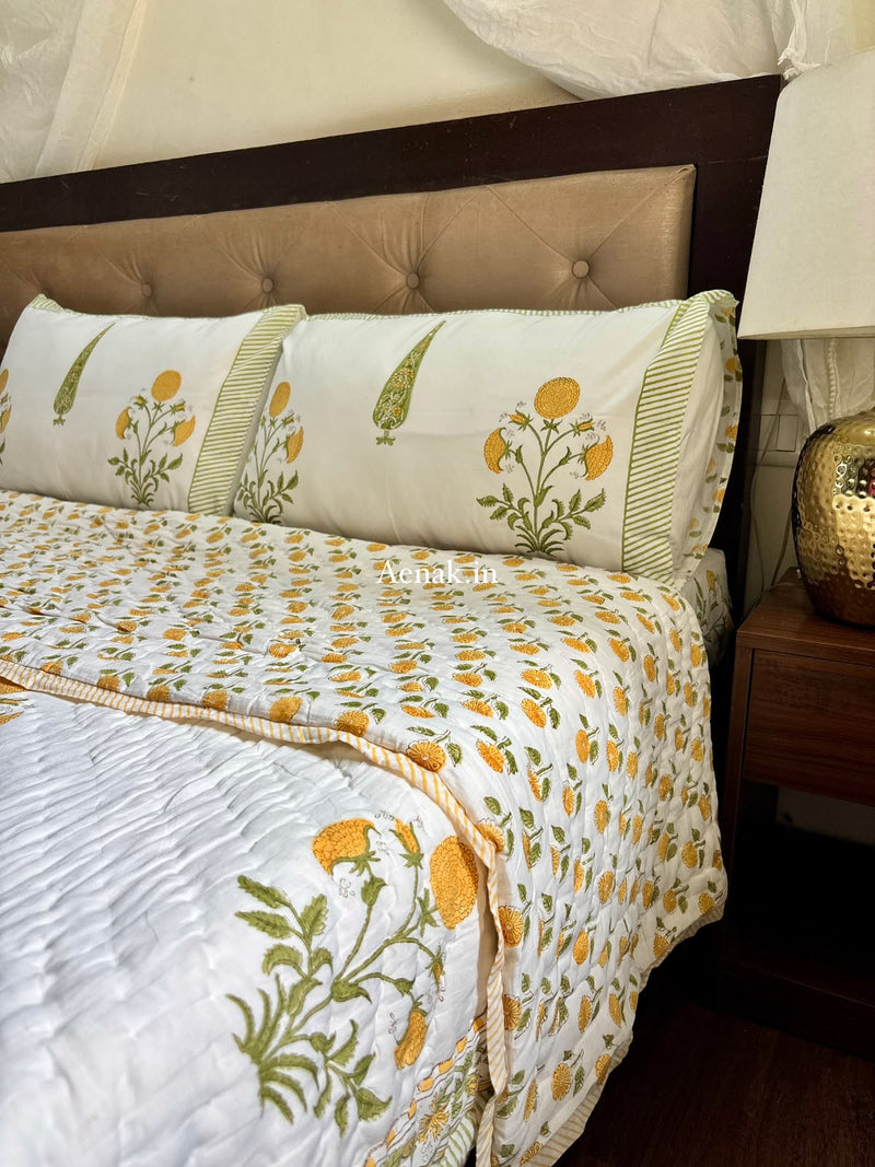 aenak-yellow-dahlia-handblock-reversible-mulmul-cotton-quilt