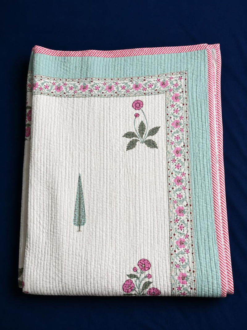 aenak-light-purple-floral-handblock-bedsheet-straight-quilted-bedcover-combo-set