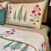 aenak-magenta-floral-garden-handblock-printed-reversible-mulmul-cotton-quilt-ivory-base