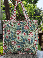 aenak-peach-floral-garden-handblock-lunch-bag-copy