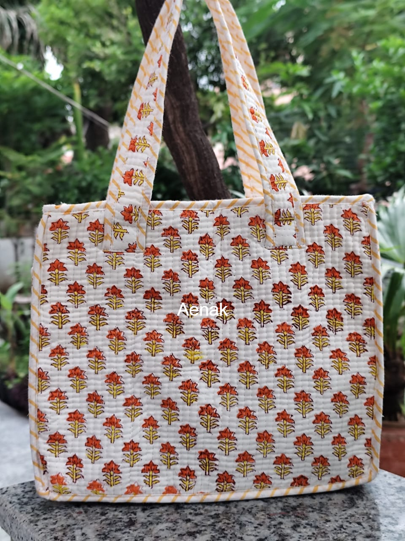 aenak-red-lotus-handblock-lunch-bag-copy