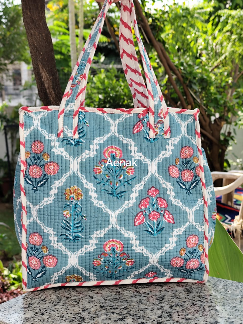 aenak-grey-cypress-handblock-lunch-bag-copy