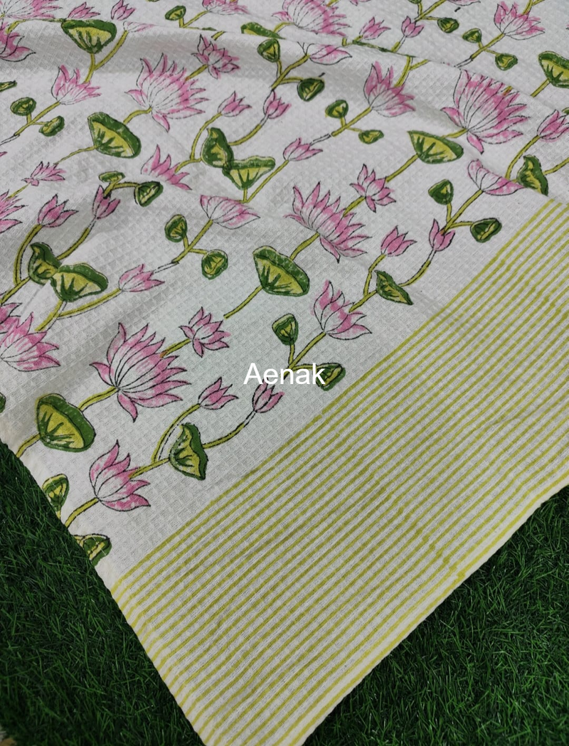 aenak-light-green-jaal-handblock-waffle-cotton-towel-copy