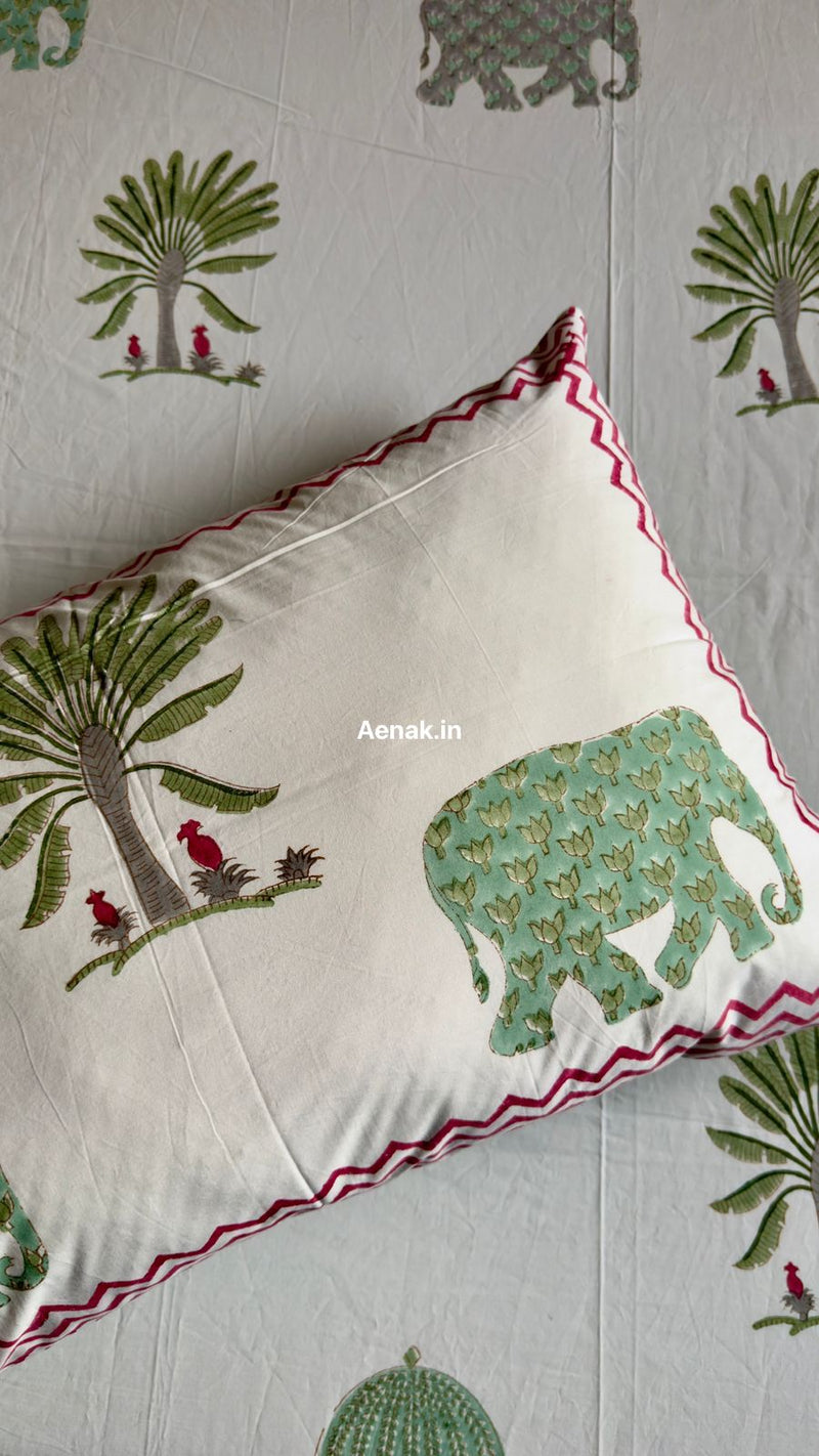 aenak-green-elephant-handblock-bedsheet-quilt-combo-set