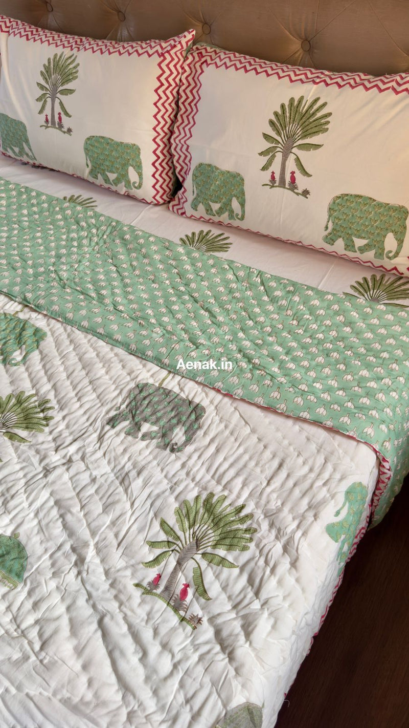 aenak-yellow-marigold-handblock-reversible-mulmul-cotton-quilt-copy