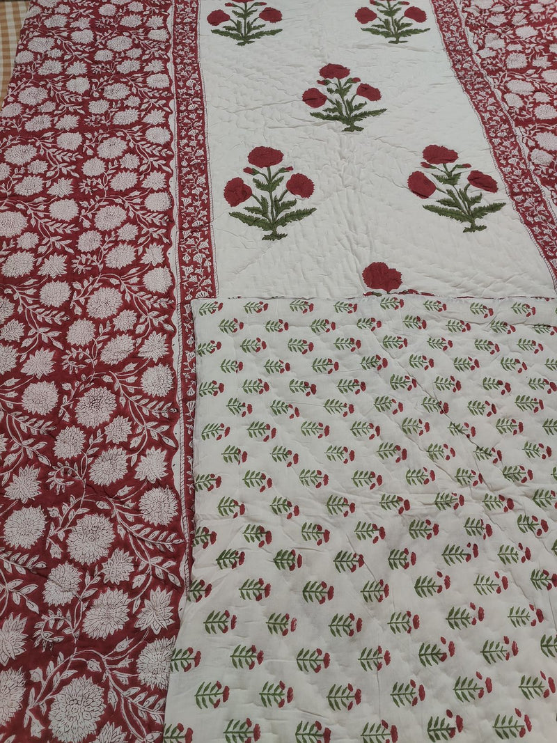 aenak-red-dahlia-gadd-handblock-bedsheet-quilt-combo-set