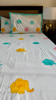 aenak-pink-yellow-elephant-handblock-premium-cotton-bedsheet-set