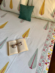 aenak-yellow-green-cypress-handblock-printed-premium-cotton-fitted-bedsheet-set