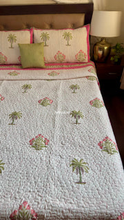 aenak-pink-royal-palm-handblock-printed-reversible-quilted-cotton-bedcover-105x108-set