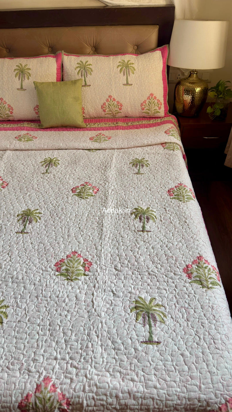 aenak-pink-royal-palm-handblock-printed-reversible-quilted-cotton-bedcover-105x108-set