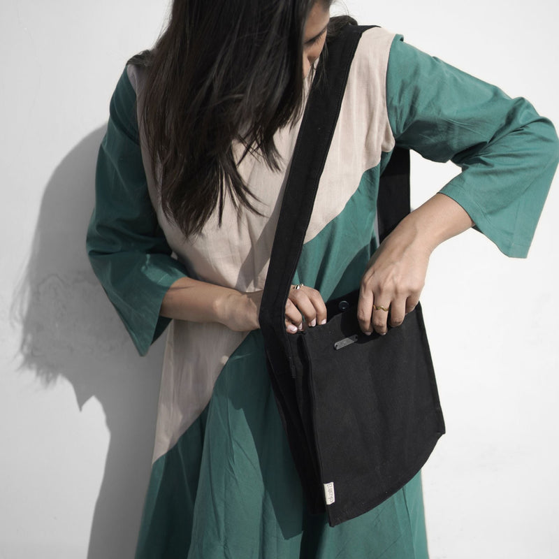 ekatrahandmade-boxy-sling-woven-cotton