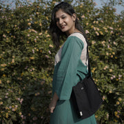 ekatrahandmade-boxy-sling-woven-cotton