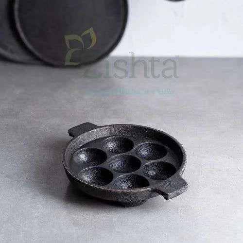 Cast Iron Kuzhi Paniyarakal (Paddu-Appe Tawa) – Kitchen Tool