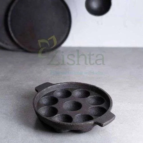 Cast Iron Kuzhi Paniyarakal (Paddu-Appe Tawa) – Kitchen Tool