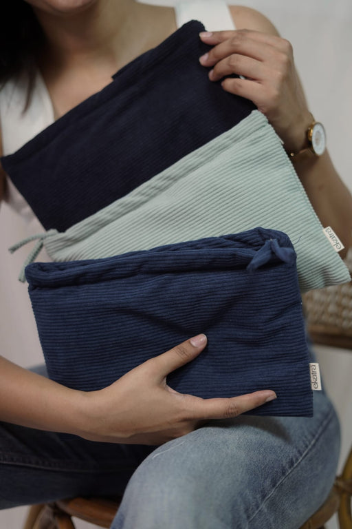 ekatrahandmade-corduroy-i-pad-sleeve