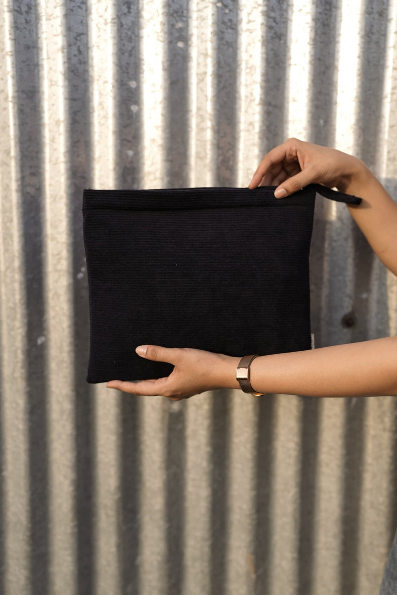 ekatrahandmade-corduroy-i-pad-sleeve