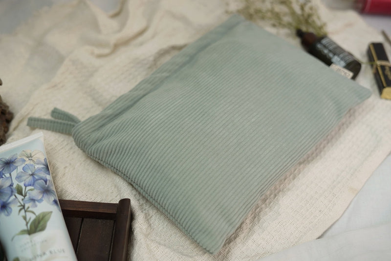ekatrahandmade-corduroy-pouch