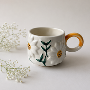ceramic-kitchen-daisy-bloom-textured-coffee-mug
